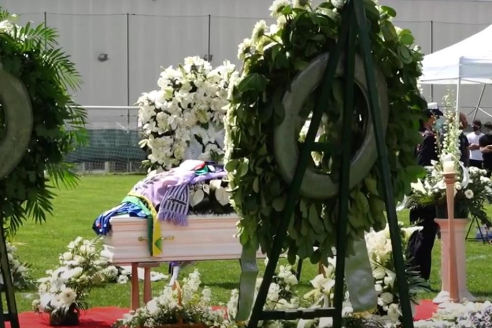 TUŽAN DAN ZA ITALIJU: Sahranjen fudbaler Atalante! (VIDEO)