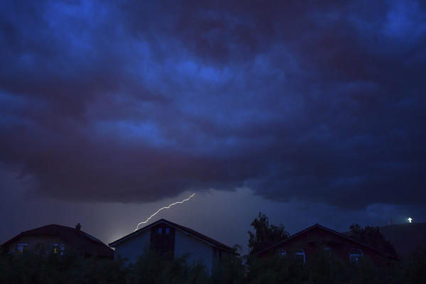 U BOSNI SE SPREMA KATASTROFA: Stižu razarajuće olujčine, ako ovo dođe do srbije u PAKLU SMO