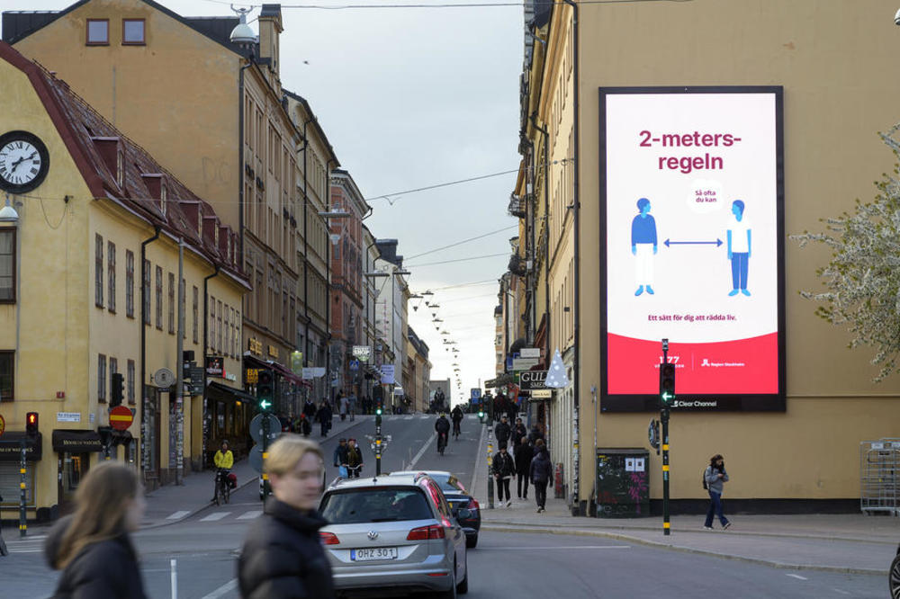 ŠVEĐANI SU SE PRAVILI PAMETNI, I PLATILI SU TEŠKU CENU: Njihova strategija protiv korone je bila velika GREŠKA?
