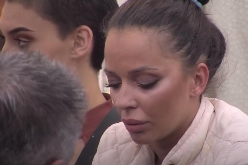 OTERAO LUNU SA ŽURKE DA BI SE MUVAO SA JELENOM?! Pešićka ustala i priznala: Primetila sam, ali...