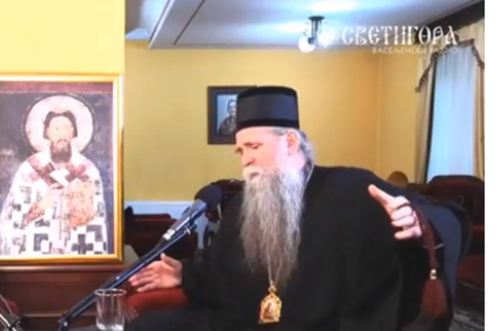 VLADIKA JOANIKIJE SE OKRENUO INTERNET LITIJI: Gost mu je jedan srpski glumac (VIDEO)