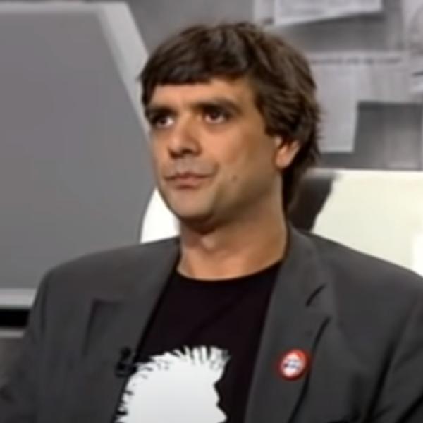 UMRO POZNATI PISAC (48) POSLE KRAĆE I TEŠKE BOLESTI: Bio je jedan od najtalentovanijih u regionu!