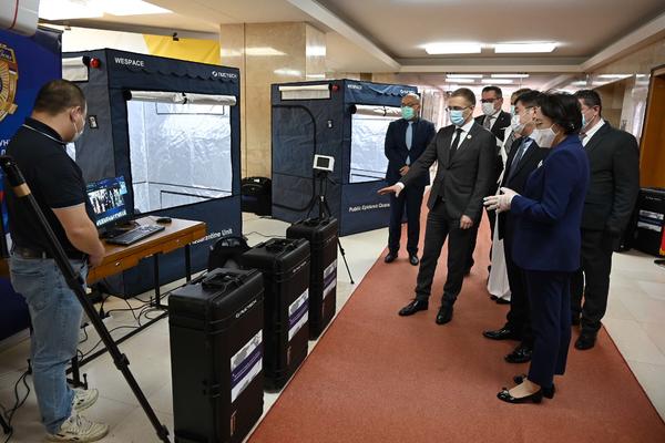 KINEZI DONIRALI OPREMU SRPSKOM MUP-u: Ovo je donacija za ponos srpske policije!