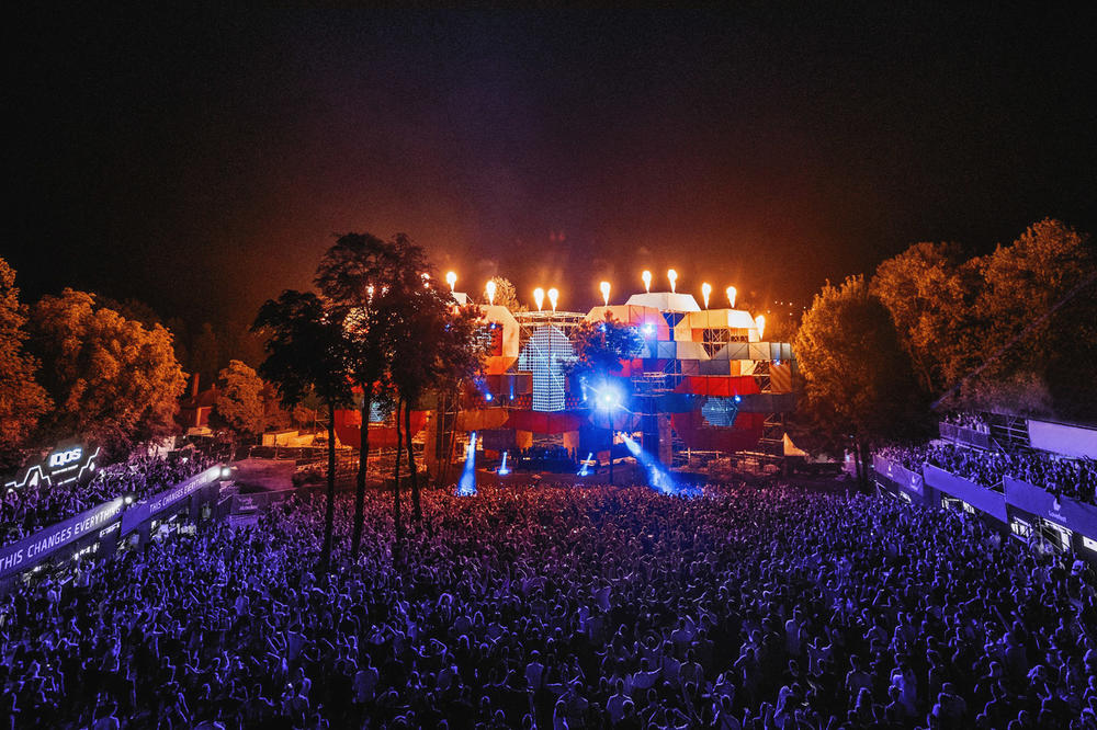 Lovefest će biti održan! Čeka se država za dalje smernice