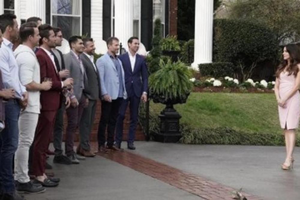 MUŠKARCI SE TAKMIČE KOJI ĆE DA JOJ NAPRAVI DETE: Pojavio se ŠOK RIJALITI, tek da čujete šta rade u PRVOJ EPIZODI