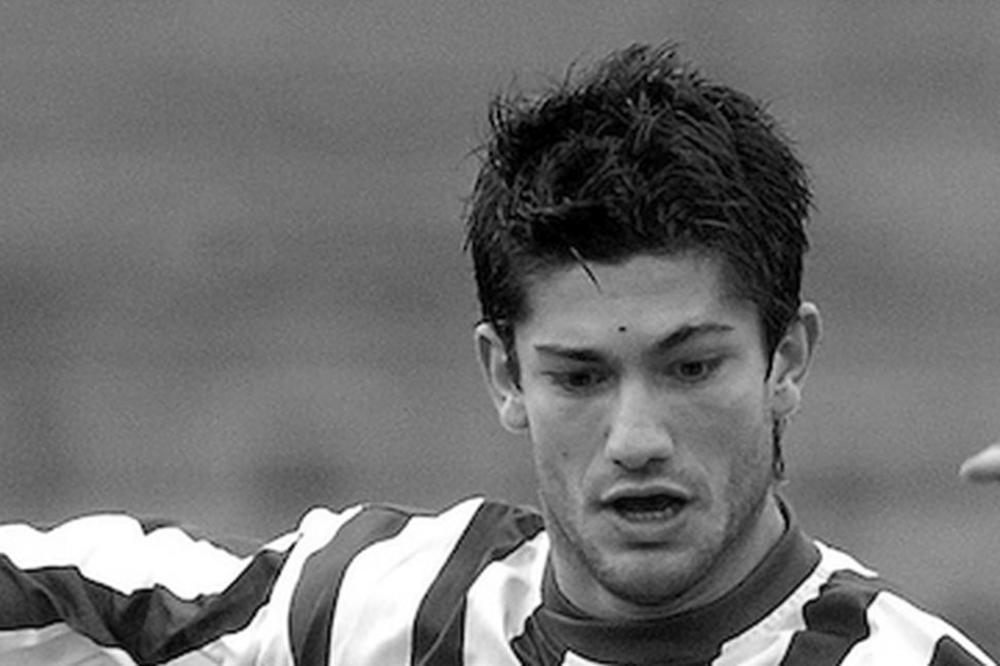 POJAVILA SE SLIKA RADOVANJA MRDAKOVIĆA POSLE POSLEDNJEG GOLA U KARIJERI: Ovako je slavio u dresu voljene OFK-e!