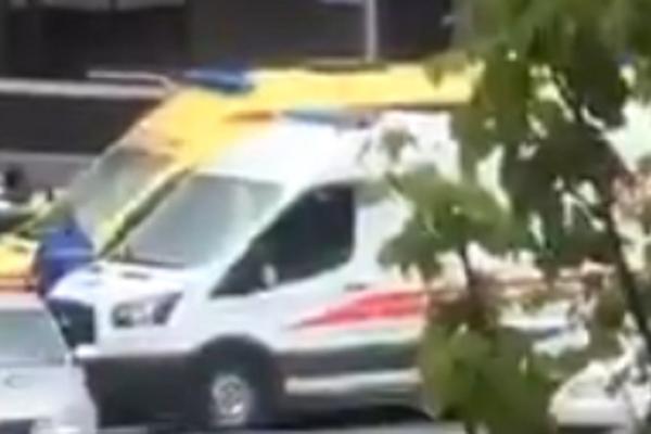 UHAPŠEN OTMIČAR IZ BANKE: Došao je kao dostavljač hrane, TVRDIO DA IMA BOMBU (VIDEO)