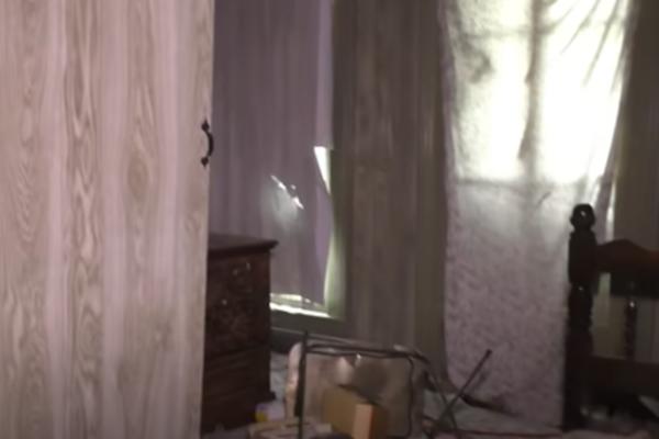 KLINCI SU SE IGRALI, a onda je iz bakinog ormara ispalo nešto neverovatno! OBOGATILI SU SE! (FOTO)