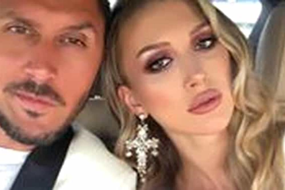 POZNATI FUDBALER USNIMLJEN KAKO POTPUNO NAG VARA ŽENU U HOTELU: Ona mu je sada, verovali ili ne, oprostila...