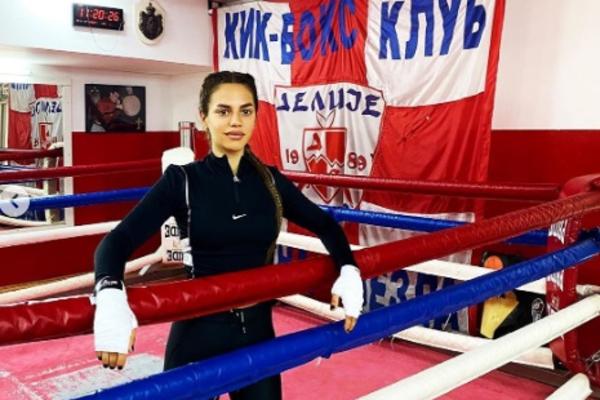 MAŠA TERZIĆ OD DEVOJKE KOJA VODI BURAN ŽIVOT DO KIK-BOKSERKE: Veljkova bivša rešila da se obračunaju u ringu?