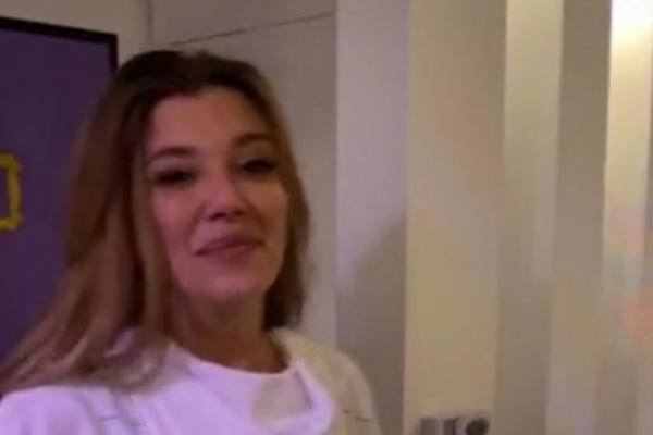 ISCURIO PRIVATAN SNIMAK KIJE KOCKAR! Obnažena snimala svoje telo, vidi se svaki detalj! (VIDEO)