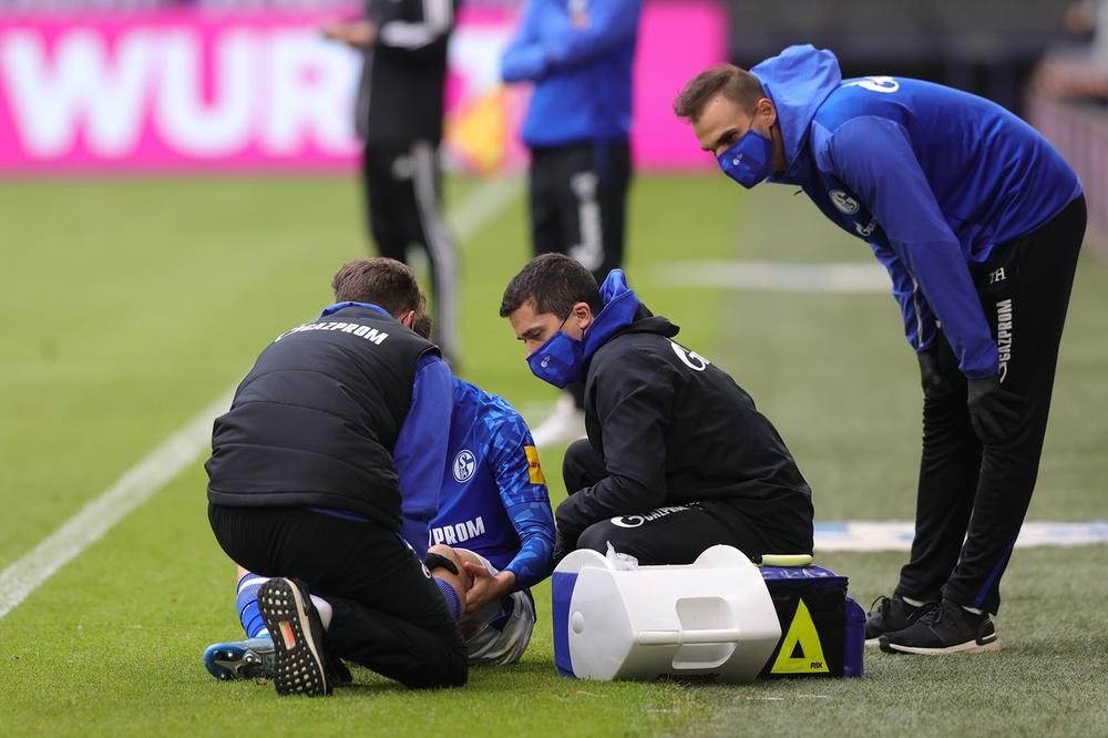 NIJE SAMO HALAND POVREĐEN: Šalkeov vezista završio sezonu!