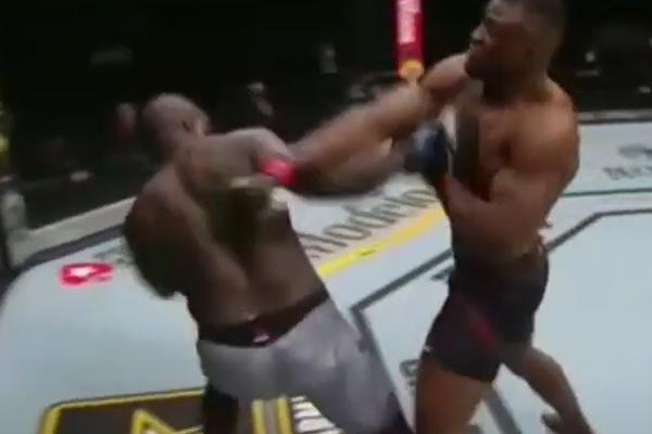 PREDATOR UPROPASTIO RIVALA ZA 20 SEKUNDI: Kamerunska zver nastavlja da seje strah gde god da se pojavi!