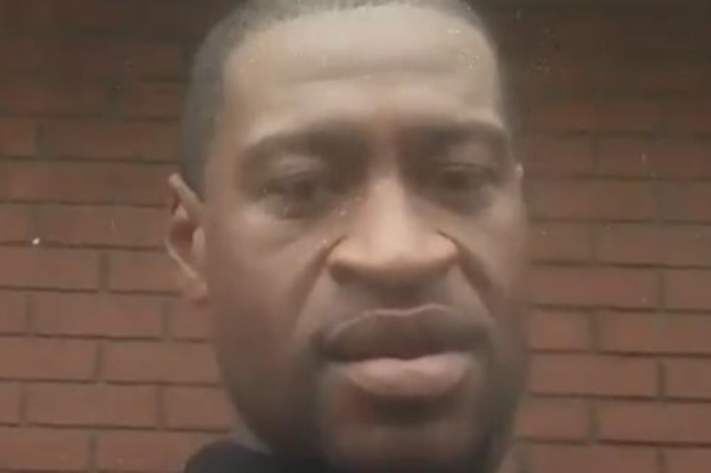 JEZIV SNIMAK IZ AMERIKE, POLICAJCI ZVERSKI MUČILI OVOG ČOVEKA DO SMRTI! Prolaznici MOLILI da ga puste (VIDEO)