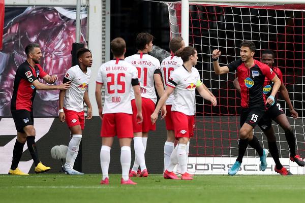 HERTA JE HIT! Grujićevu majstoriju poništio kriminalni Norvežanin! Šalke prop'o!