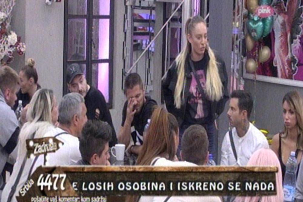 LUNA SE JEDINA DRZNULA: Je**m i tebe i celu tvoju familiju!