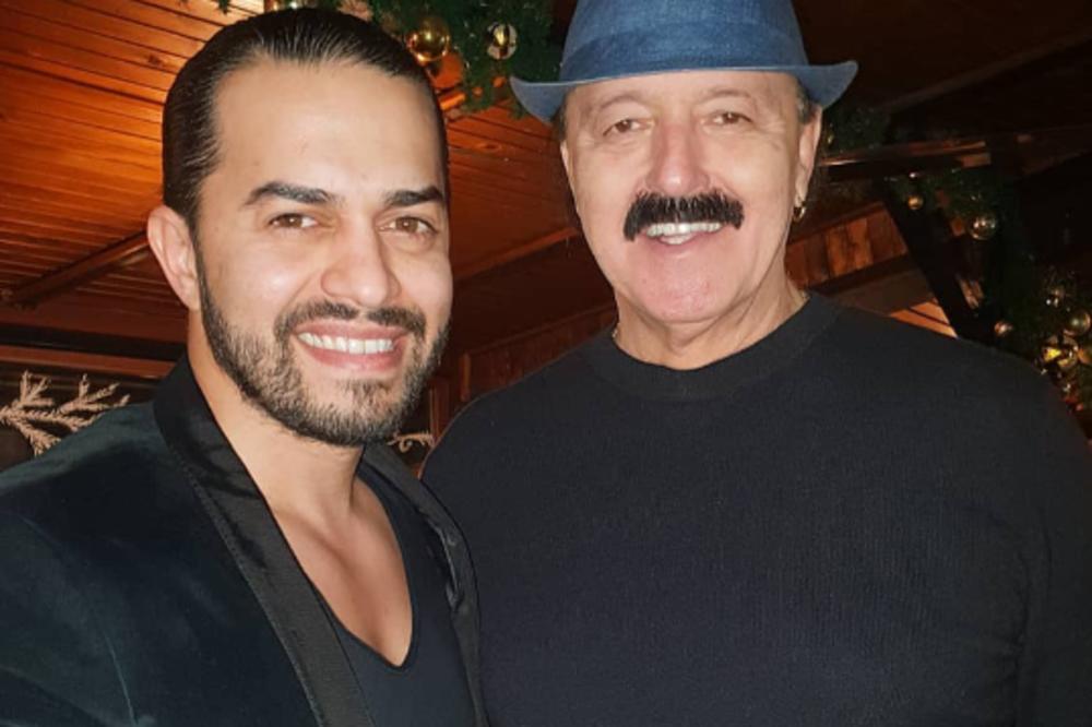 OSIM PEVANJA, 2 PEVAČA SPAJA JOŠ JEDNA ISTA STVAR! TIČE SE PORODICE I VRLO JE LIČNO! Neobično je za Srbiju