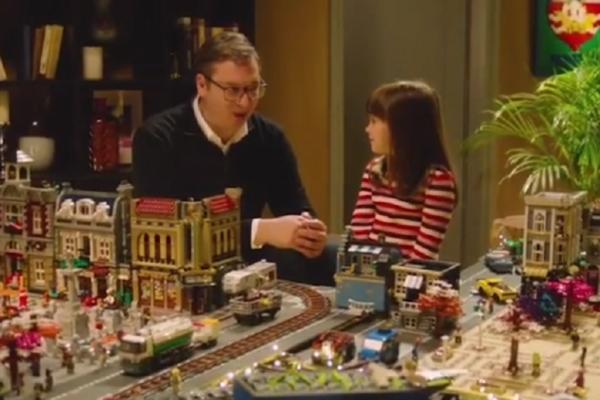 ISPLIVAO NAJNOVIJI VIDEO, NA NJEMU SU PREDSEDNIK I DEVOJČICA! Čekajte da čujete ovaj razgovor! (VIDEO)