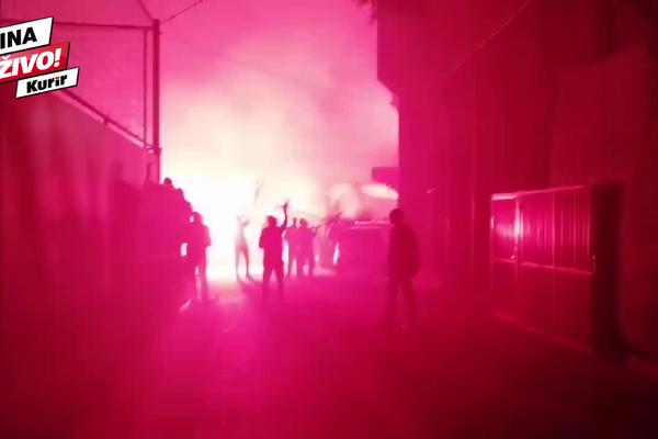 GORI MARAKANA: Delije zapalile najveći srpski stadion!