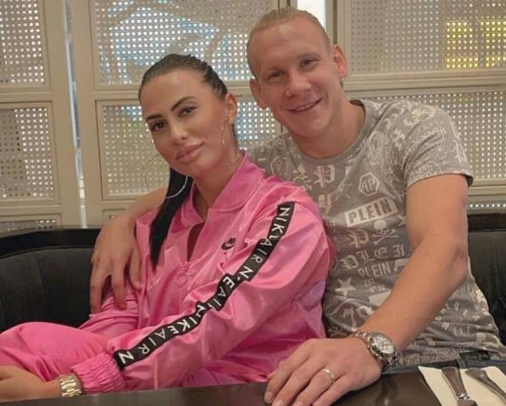 Domagoj Vida sa suprugom