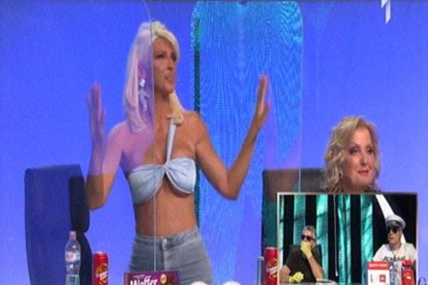 I TI DEČKO I BOSANAC STE RURALNI, ŠTO BOLJE IZGLEDAŠ TO SI GORI: Jelena opet vređala kolegu i takmičara!