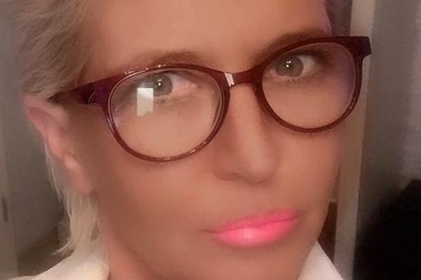 NAŠU PEVAČICU MUŽ JE ZLOSTAVLJAO 28 GODINA! Pronašla je sreću kod 18 godina mlađeg, a evo kako danas živi