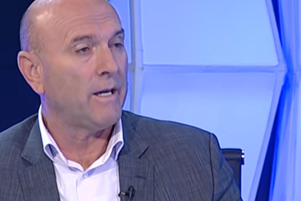 VI STE KUKAVICE I FAŠISTI, MI ĆEMO POBEDITI: Gradonačelnik Budve poslao prejaku poruku Milovom režimu!