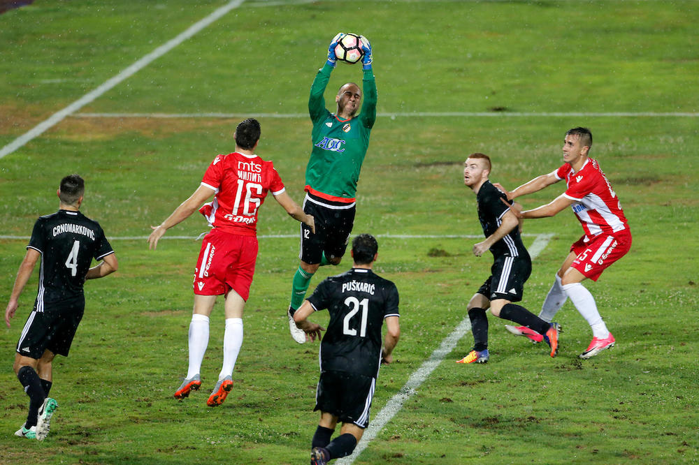 NAVIJAO SAM ZA PARTIZAN PRE NEGO ŠTO SAM DOŠAO U ZVEZDU: U sobi sam gledao crno-bele u Evroligi sa malim Čavom!