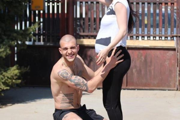 VELJKO JUTROS IZVEO SINA IZ BOLNICE, A VEČERAS OVO OBJAVIO: Svi u neverici, KAD VIDITE ZAPREPASTIĆETE SE!