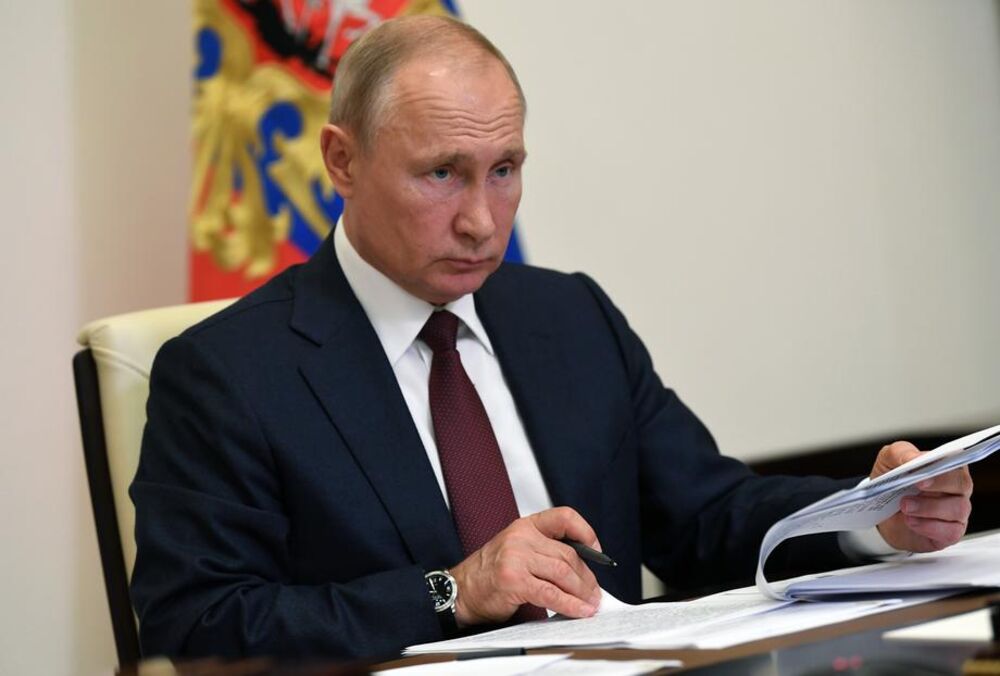 Vladimir Putin, Ustavne promene, Rusija