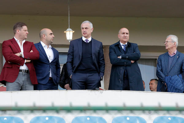 POČELA SUPERLIGA, POČEO I RAT! Ne damo Partizanu da nepostojećim penalima i krađama osvoji titulu! Kaznite Grujića!