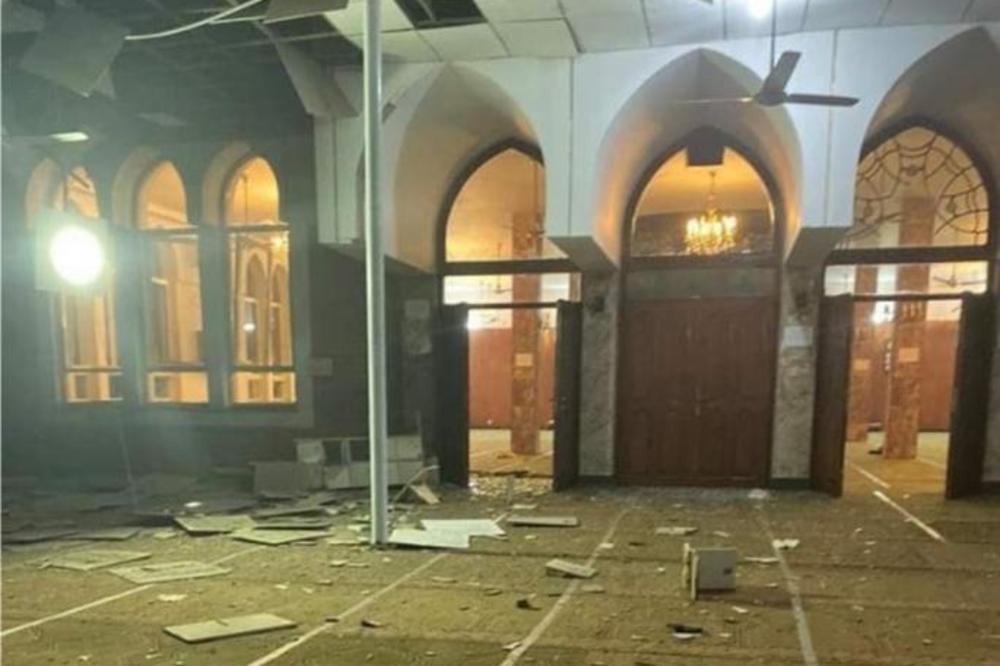 VELIKA EKSPLOZIJA U DŽAMIJI: Poginuo napadač, ima povređenih (VEOMA UZNEMIRUJUĆ SADRŽAJ)