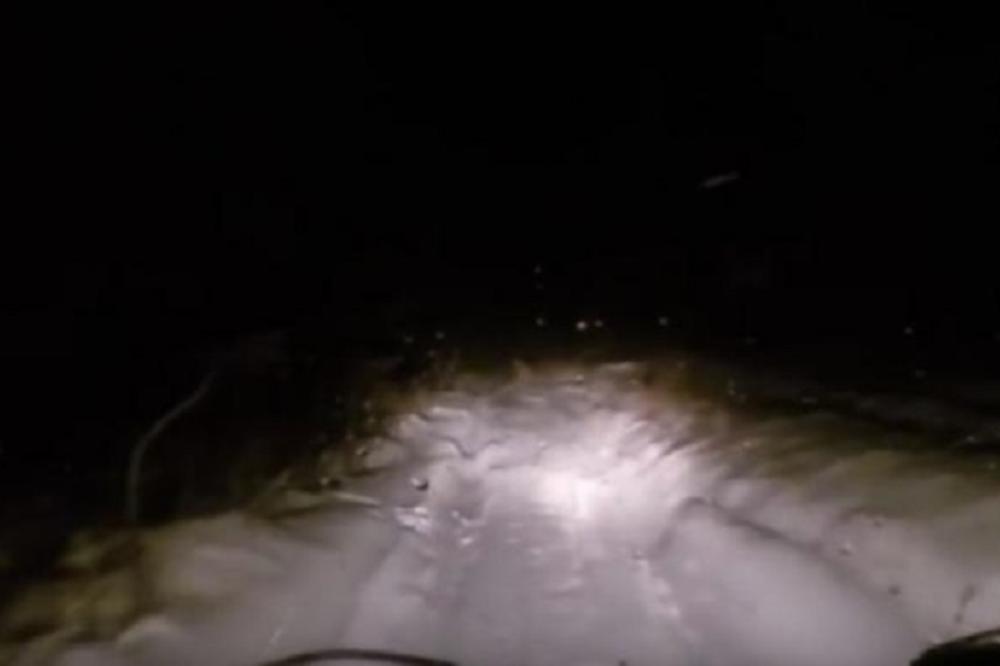 DA LI STE OVO VIDELI? Rusi su snimili jetija! Kamera zabeležila, proleteo pred očima (VIDEO)