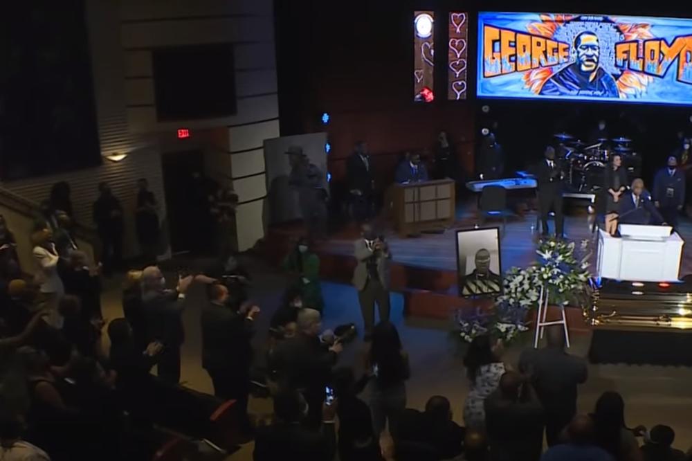 SVI SU PLAKALI: Hiljade ljudi oprostile se od Džordža Flojda (VIDEO)