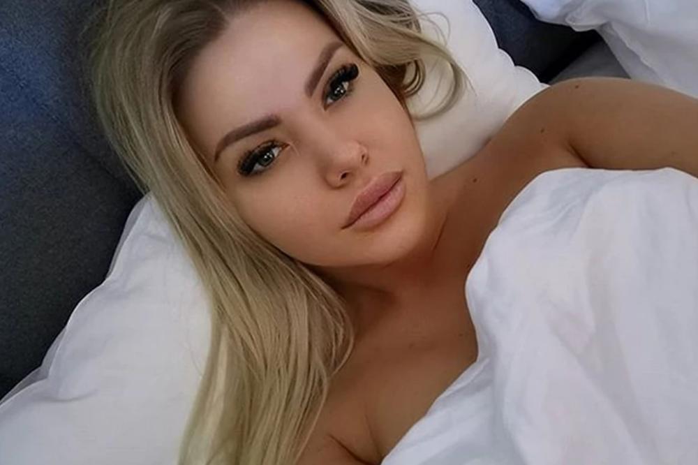 SANJA STANKOVIĆ PRELEŽALA KORONU PA APELOVALA: Sedela sam kod kuće jer sam strahovala za sve oko sebe!