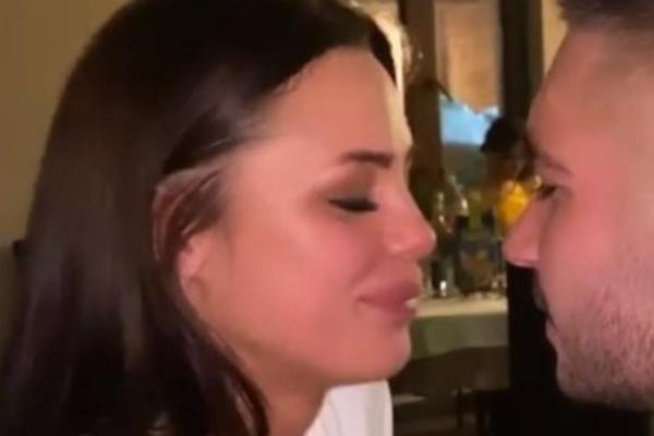 MIRKO ŠIJAN SE NOĆIMA NE TREZNI, NAVALIO NA BOGDANINU SESTRU! Pogledajte šta joj je radio pred svima