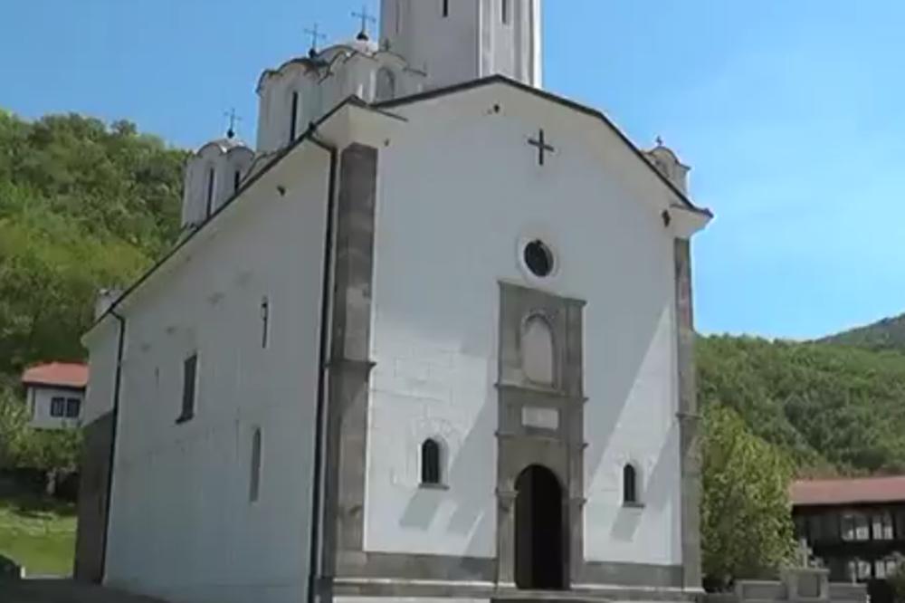 SVI PRIČAJU O SRPSKOJ CRKVI U KOJOJ SE DEŠAVAJU ČUDA! Bolesni ozdravljali, nerotkinje RAĐALE, sve posle NJE