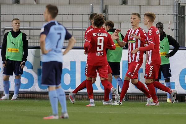 MENŠ JE NA KOLENIMA: Petersen presudio!