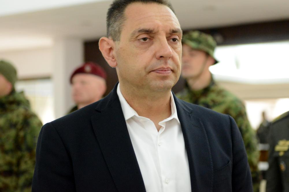 EVO ŠTA JE VULIN REKAO ZA IZBORE: Ministar odbrane komentariše stanje u Crnoj Gori