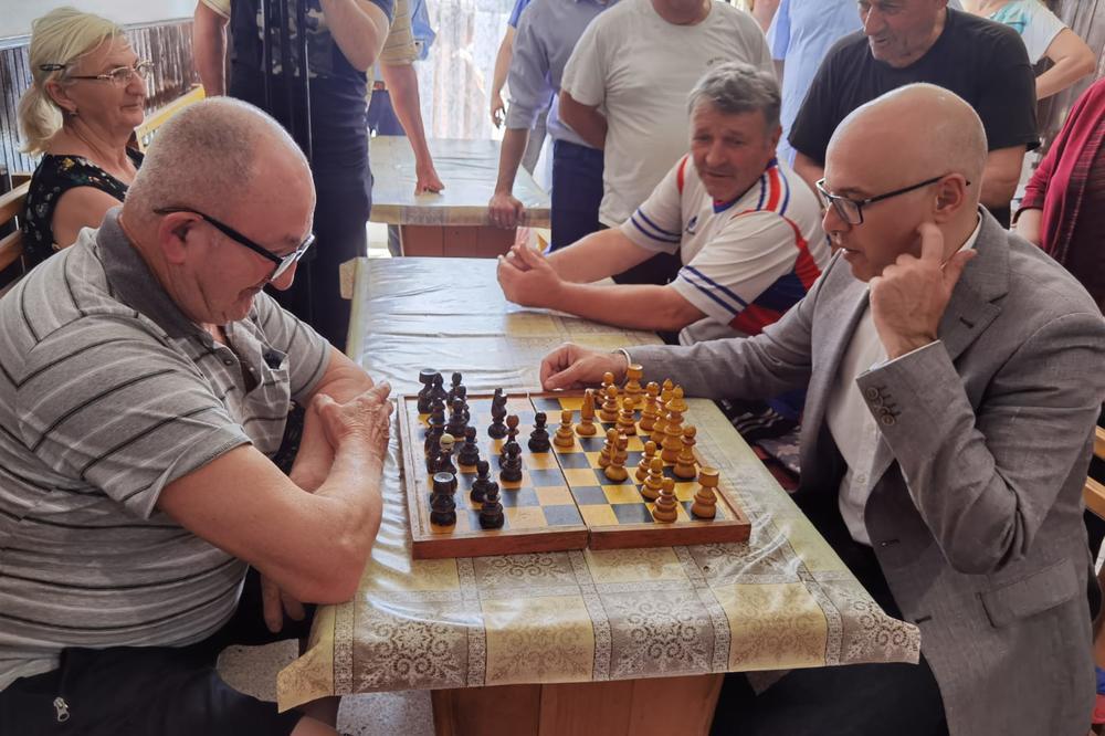 GRADONAČELNIK VUČEVIĆ: U proteklih osam godina u Kovilj investirana milijarda dinara!