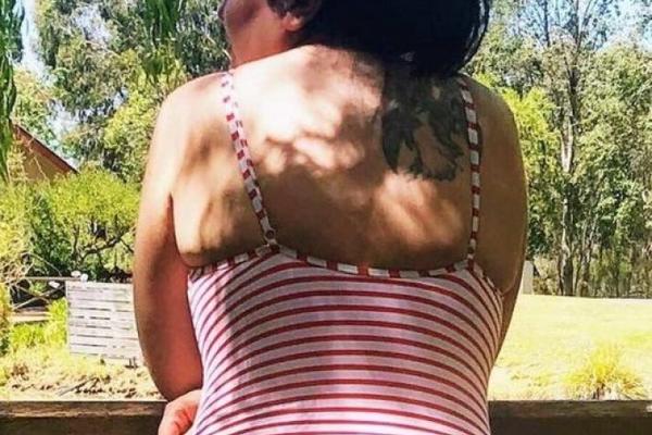 UŠLA SAM U SLIKE U TELEFONU MOG MUŽA: Kad sam videla ovaj prizor VRISNULA SAM, a onda sam SHVATILA KO JE ONA!