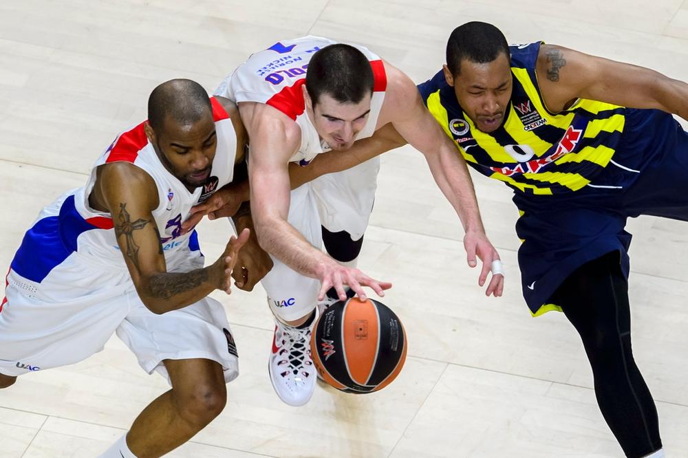 NIJE SAMO KUK: Partizan želi i dobro poznatu američku haubicu!