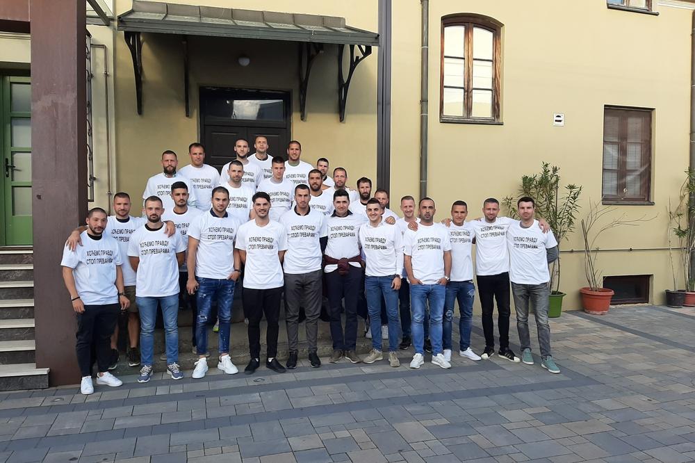 BIVŠI FUDBALERI BORCA I JAGODINE ZAPOČELI ŠTRAJK GLAĐU: Ono što su najavili, danas su i učinili!