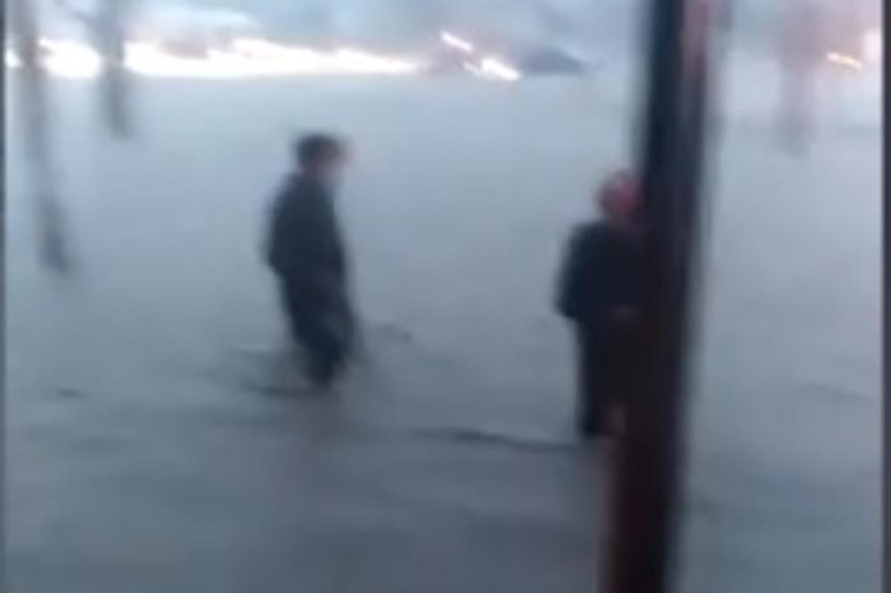 VODENA STIHIJA UMALO NIJE ODNELA OVE LJUDE U BEOGRADU: Pakao kakav dugo nije viđen! (VIDEO)