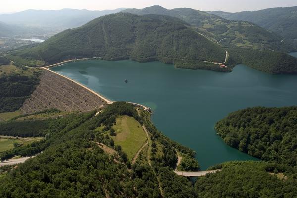 NEPROCENJIVO OTKRIĆE: Dvor srpske kraljice Jelene Anžujske otkriven na dnu veštačkog jezera Gazivode