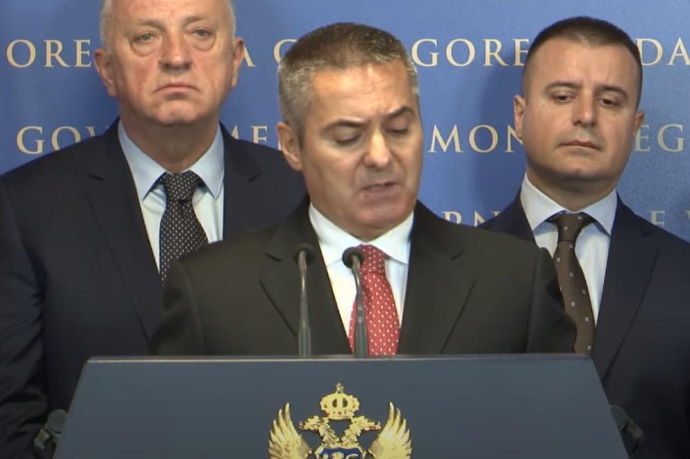 VELJOVIĆ SADA I ZVANIČNO NAPUSTIO FUNKCIJU DIREKTORA POLICIJE: Milo Đukanović mu je obezbedio novo RADNO MESTO!