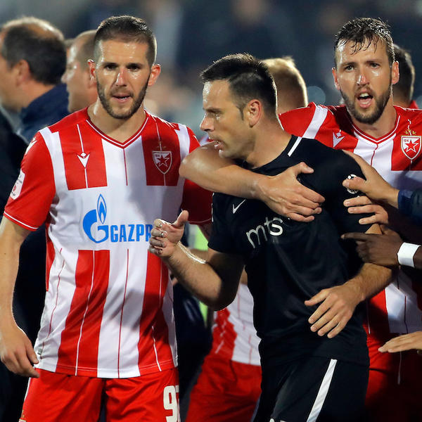 IGRAČIMA PARTIZANA POSLE DERBIJA STIŽU GNUSNE PORUKE: Želim ti da gledaš ćerku kako se izležava dok umire!