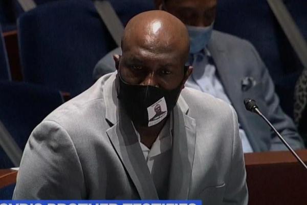 FLOJDOV BRAT EMOTIVNIM REČIMA UĆUTKAO SVET: Ono što je rekao zauvek će se pamtiti!