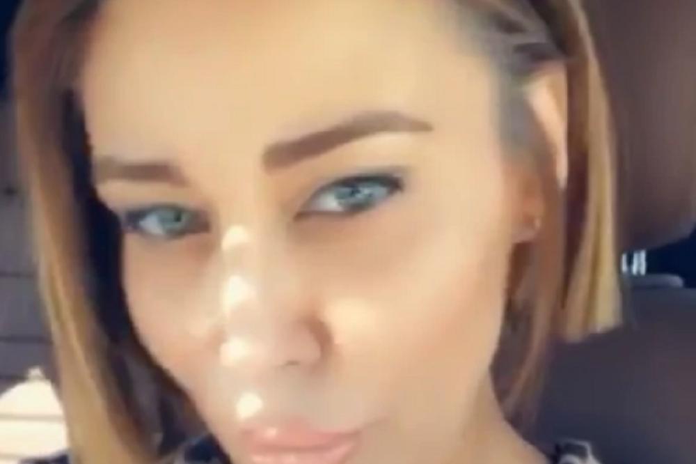 JEZIVA OBJAVA PEVAČICE! ANA NIKOLIĆ SVA KRVAVA, PRIZOR KO IZ HORORA: "Ovo ništa ne boli"! (VIDEO)