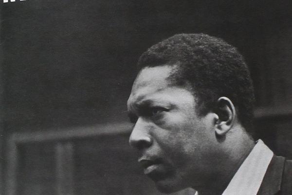 ČOVEK SENKA PREPORUČUJE: Ovo je pet albuma koje bi trebalo da preslušate danas (VIDEO)